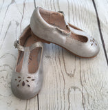 Size 4 Silver TBar Sandals