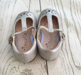 Size 4 Silver TBar Sandals
