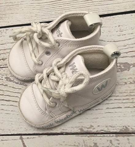 0-6 Months weebok pre walker trainers - Love PreLoved