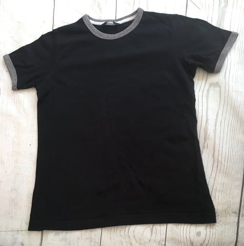 9-10 Years Black Tshirt Unworn