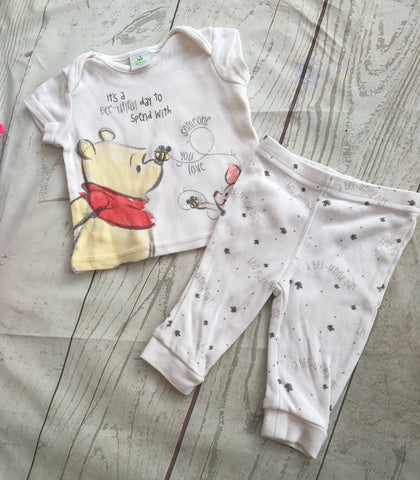 0-3 Months Winnie The Pooh Outfit
