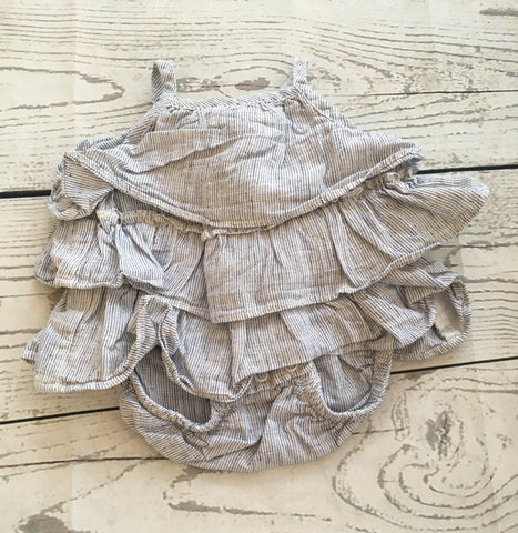 Up to 1 month ruffle romper suit
