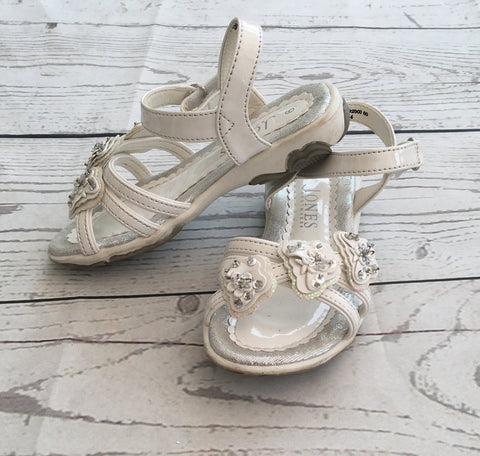 Size 9 Sandals White