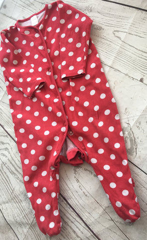 6-9 Months Sleepsuit
