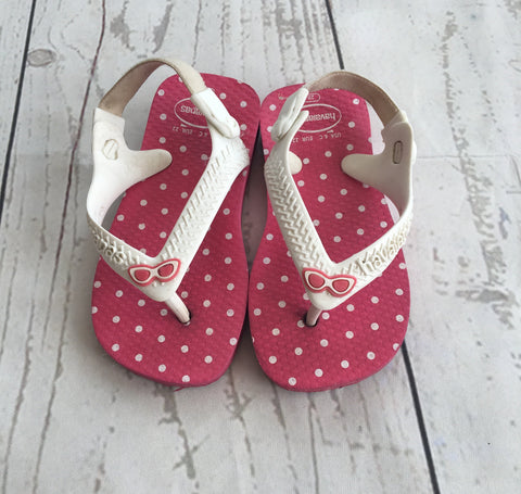 Size 20 - 18 Months Flip Flops