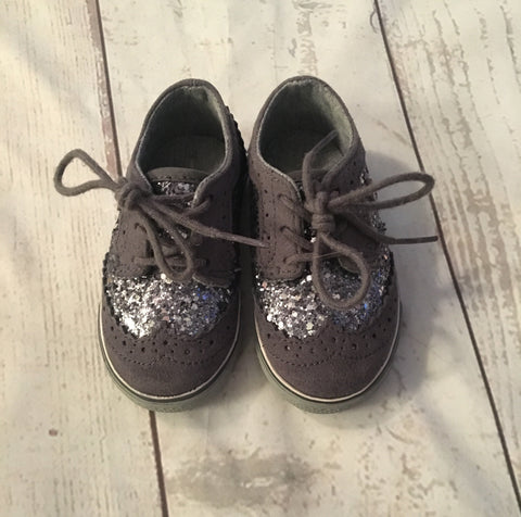 Size 4 Glitter Pumps